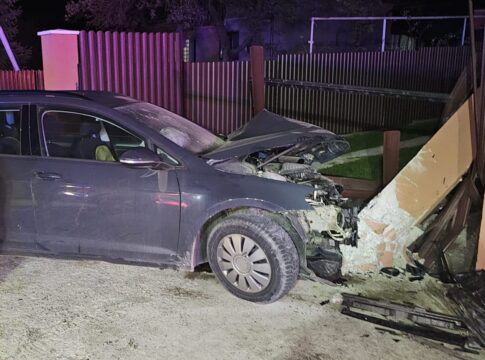 Accident cu 3 victime comis de un şofer beat