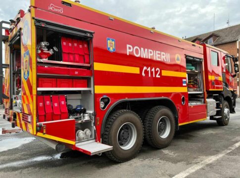 Biserica „Sf. Nicolae” din Roman, la un pas să ia foc în această dimineaţă