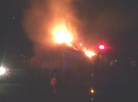 Gospodărie din Luminiş – Piatra Şoimului, distrusă de un incendiu