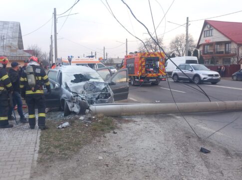 Grav accident rutier pe DN 15, la Dumbrava Roşie